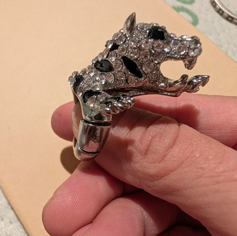 Crystal Jaguar Stretch Ring